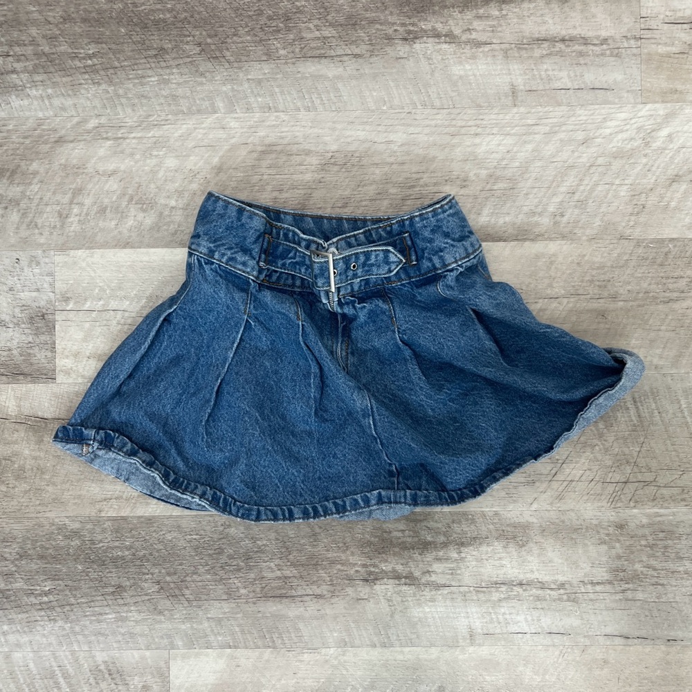 Stylish Denim Mini Skirt